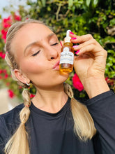 Load image into Gallery viewer, Stay Golden Serum